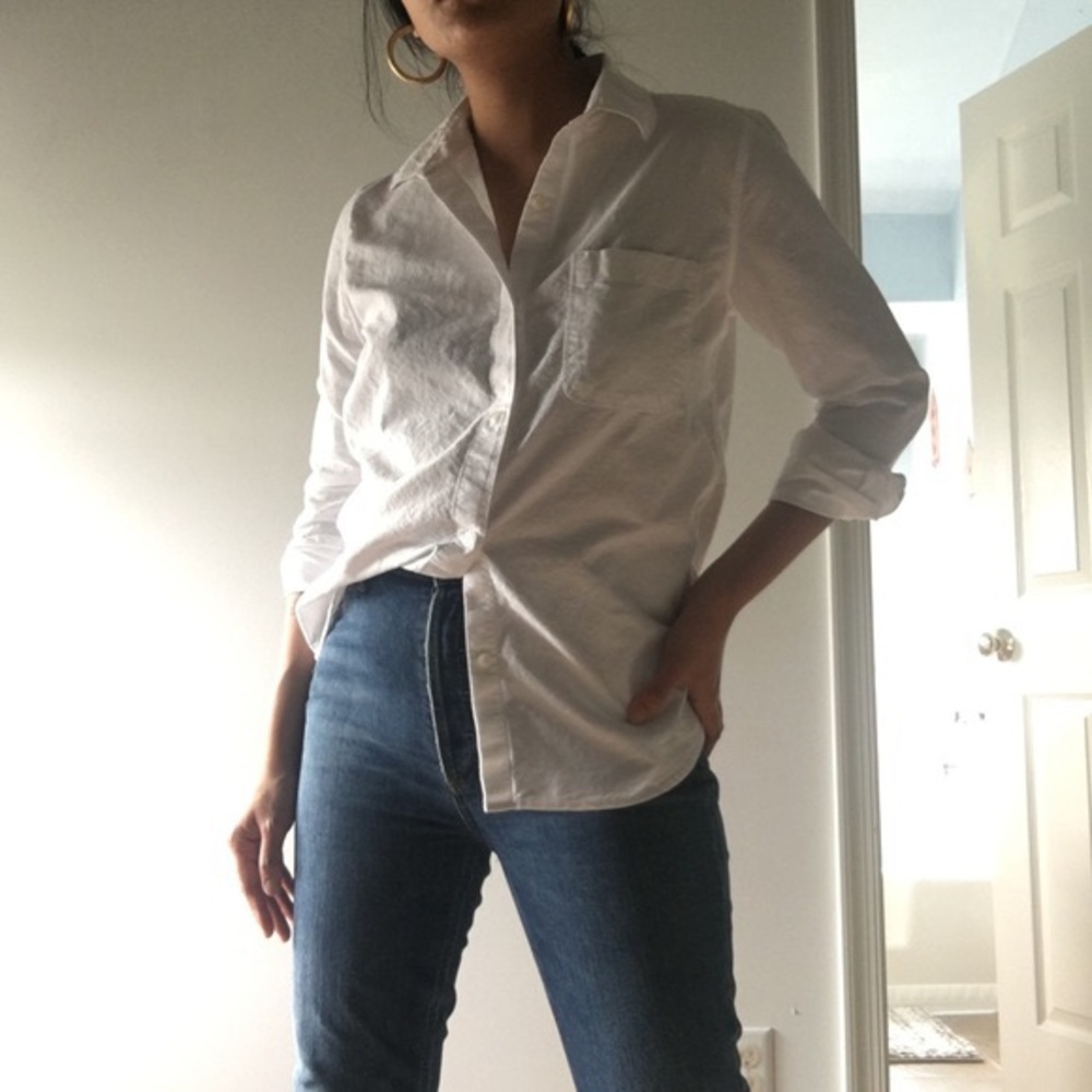 New Aritzia Sunday Best black shirt medium